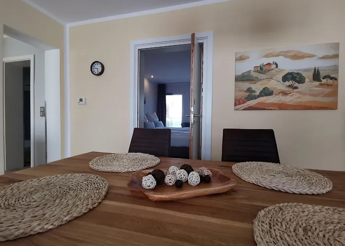 アパート Euer Ferienheim ゼンフテンベルク